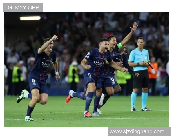 热刺主场大胜巴黎圣日耳曼三球横扫全场球迷激情四溢