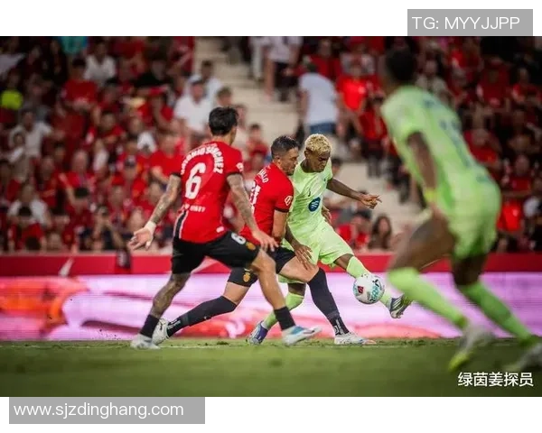 西甲激战巴萨大胜阿森纳红牌争议引发全场热议